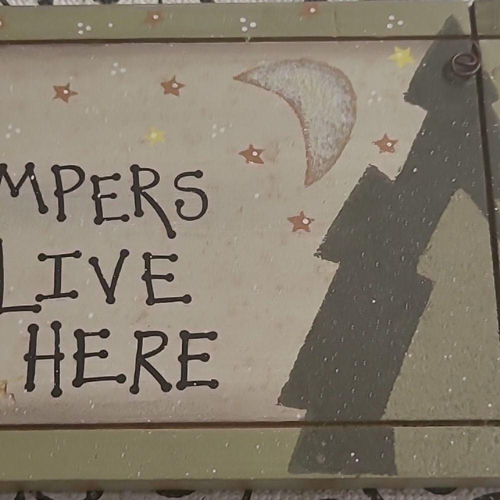 Happy Campers Wall Sign - Picture 4 of 5